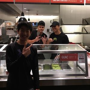 Meet your Posher, Dake